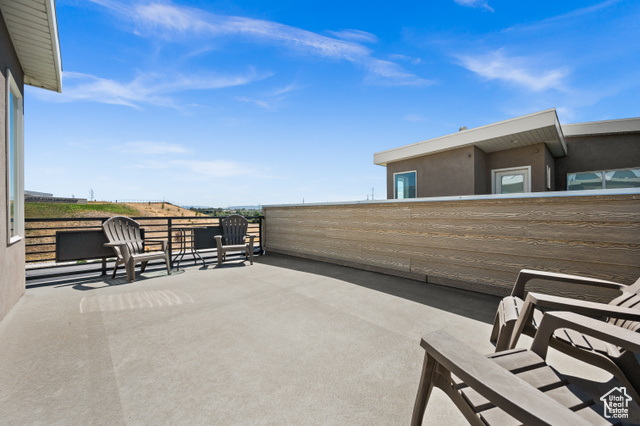 Photo 19 for MLS #2107416 at 1059 W Rooftop Dr #405