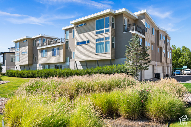 1059 W ROOFTOP DR #405, Midvale UT 84047