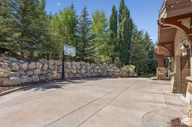 Photo 91 for MLS #2107420 at 6025 Mountain Ranch Dr