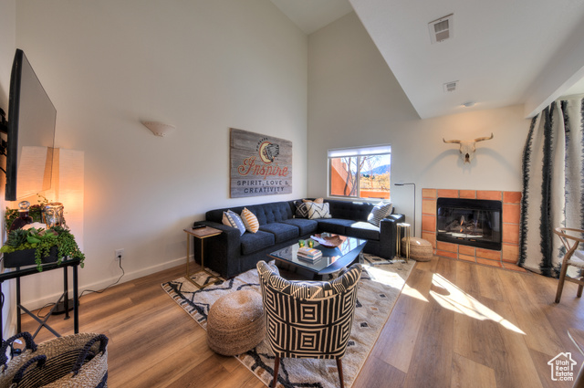 Photo 2 for MLS #2107422 at 3392 E La Camino Dr
