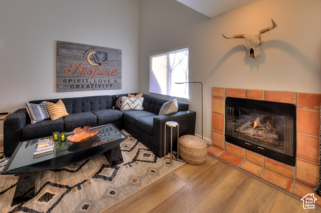 Photo 4 for MLS #2107422 at 3392 E La Camino Dr