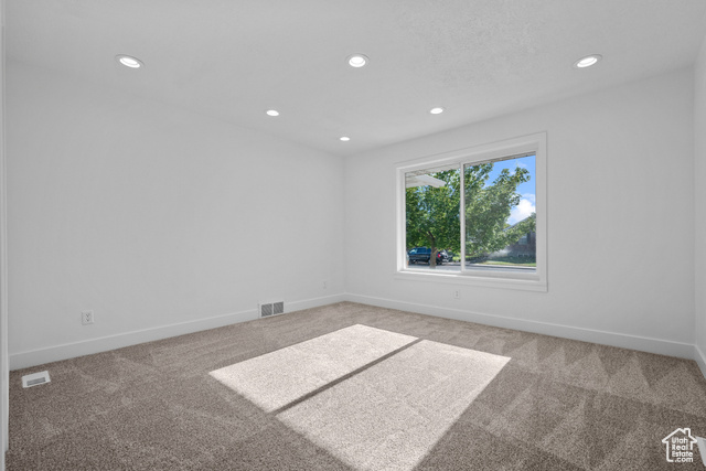 Photo 11 for MLS #2107432 at 551 S 1750 East