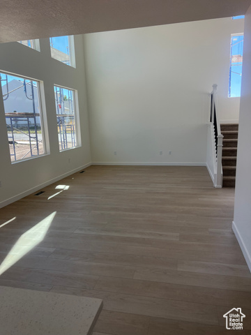Photo 9 for MLS #2107435 at 467 W Sapphire Dr #7033