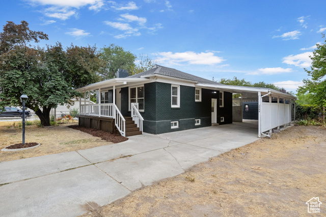 Photo 2 for MLS #2107438 at 7744 S Chapel St