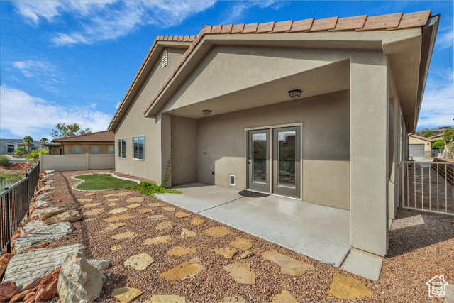 Photo 10 for MLS #2107446 at 2031 E Colorado