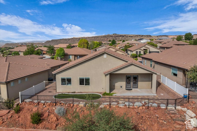 Photo 8 for MLS #2107446 at 2031 E Colorado