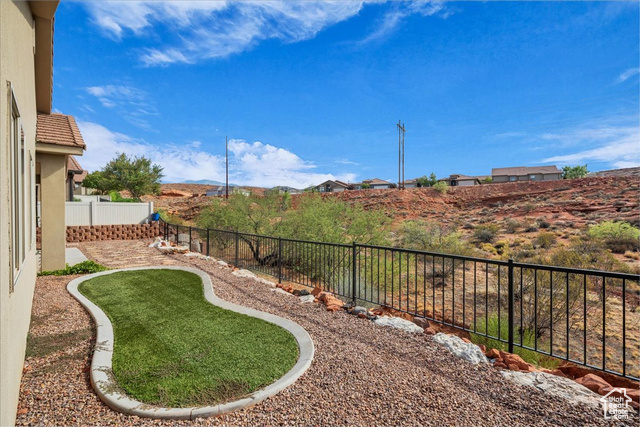 Photo 12 for MLS #2107446 at 2031 E Colorado