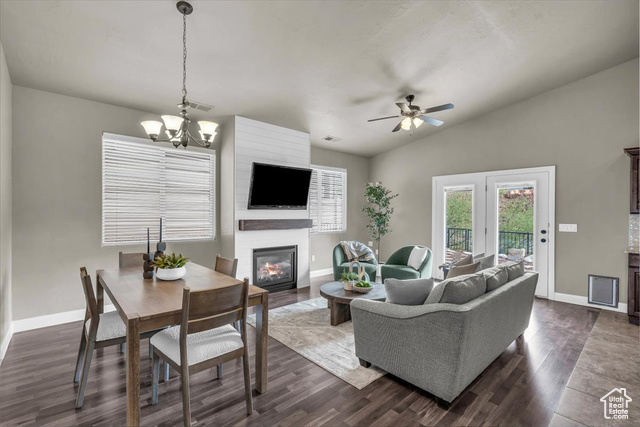 Photo 15 for MLS #2107446 at 2031 E Colorado