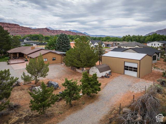 Photo 13 for MLS #2107448 at 2720 Bench Rd