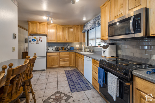 Photo 37 for MLS #2107448 at 2720 Bench Rd