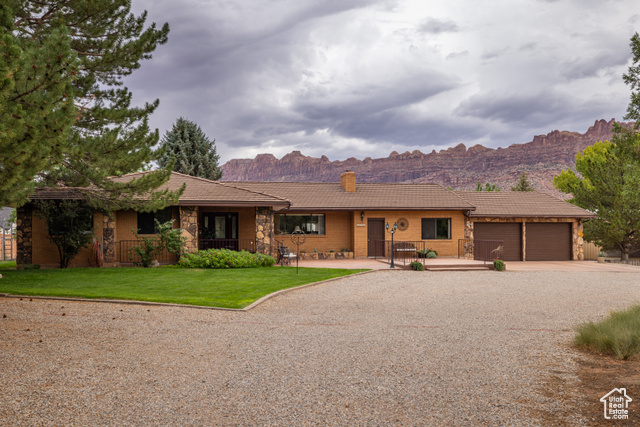 Photo 5 for MLS #2107448 at 2720 Bench Rd