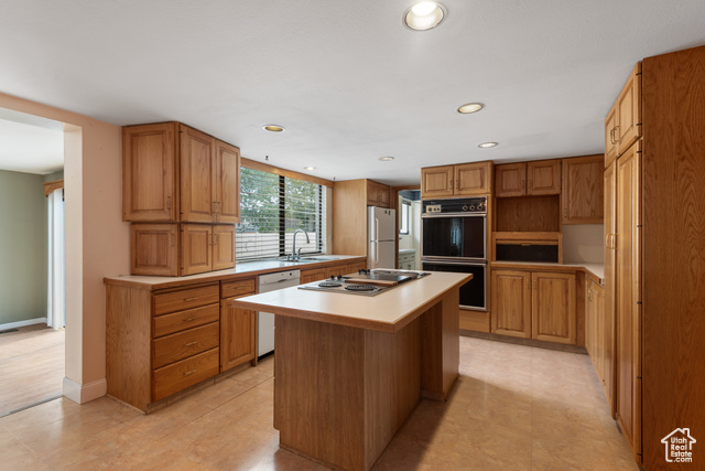 Photo 12 for MLS #2107454 at 5597 S Bastile Dr
