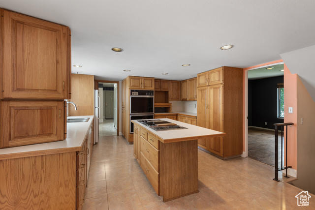 Photo 10 for MLS #2107454 at 5597 S Bastile Dr