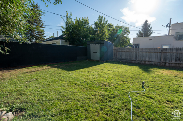 Photo 42 for MLS #2107458 at 1161 E 29th