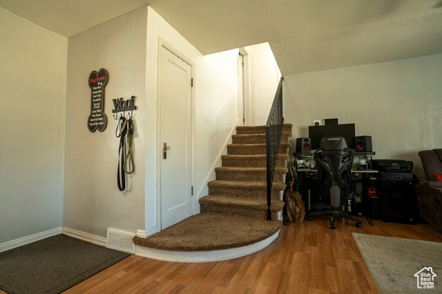 Photo 23 for MLS #2107458 at 1161 E 29th