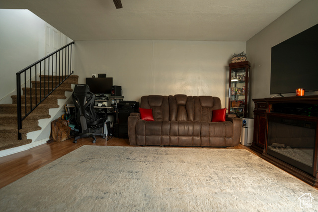 Photo 10 for MLS #2107458 at 1161 E 29th