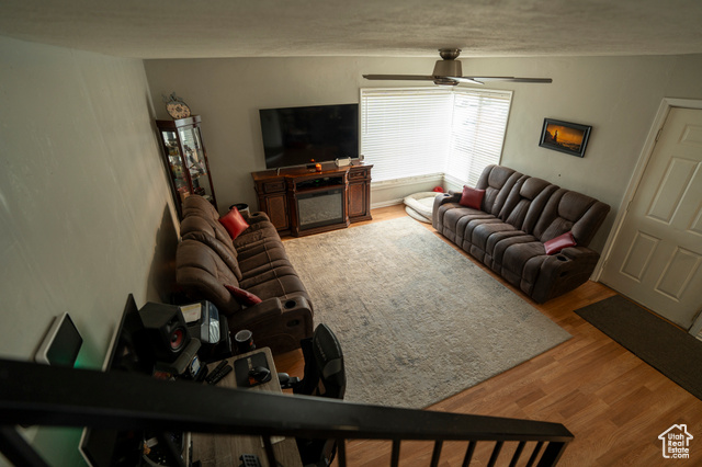 Photo 14 for MLS #2107458 at 1161 E 29th