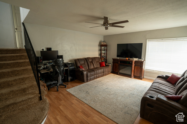 Photo 12 for MLS #2107458 at 1161 E 29th