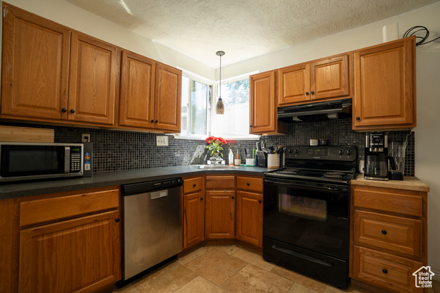 Photo 19 for MLS #2107458 at 1161 E 29th