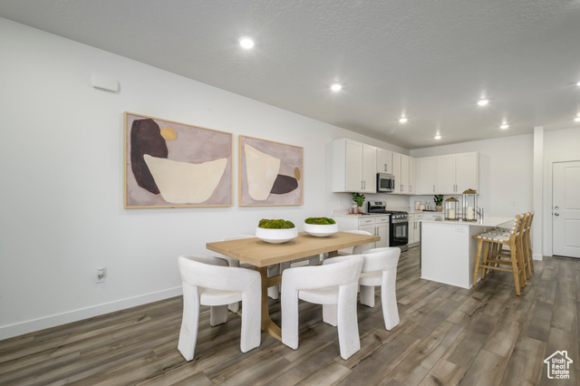 Photo 6 for MLS #2107476 at 6039 W Garnet Grove Way #221
