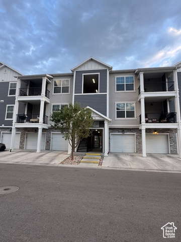 103 W SEASONS DR, Vineyard UT 84058
