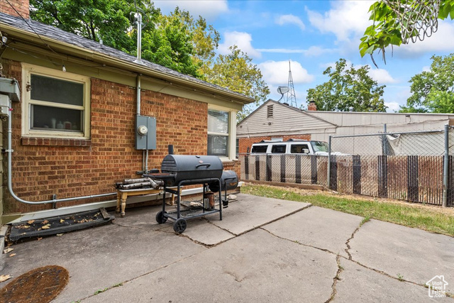 Photo 32 for MLS #2107498 at 3026 Harrison Blvd