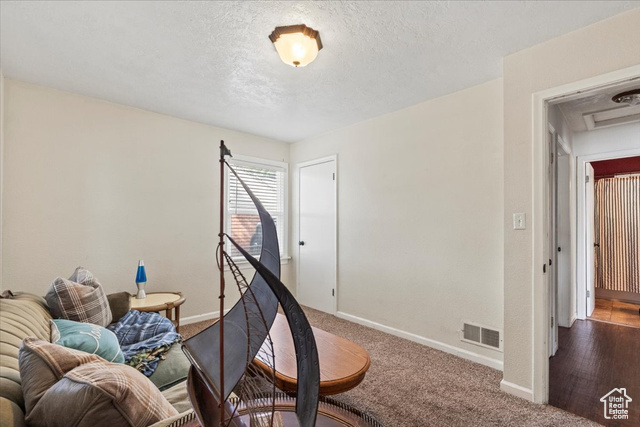 Photo 14 for MLS #2107498 at 3026 Harrison Blvd