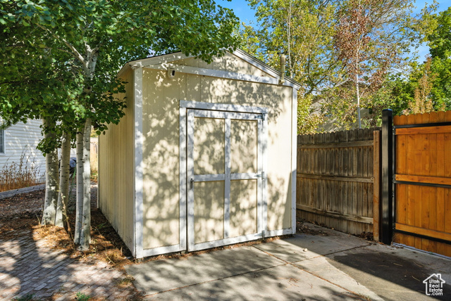Photo 34 for MLS #2107523 at 2343 W Temple View Cir