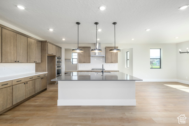 Photo 8 for MLS #2107532 at 2742 E Hayloft Ln #211