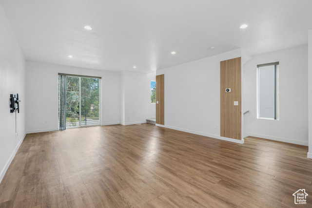 Photo 9 for MLS #2107535 at 473 E Alice Way