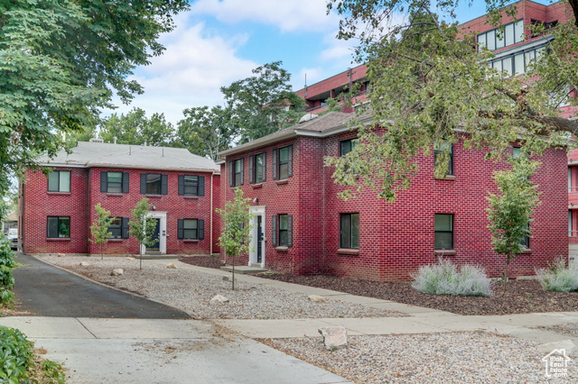 1124 E 100 S, Salt Lake City UT 84102