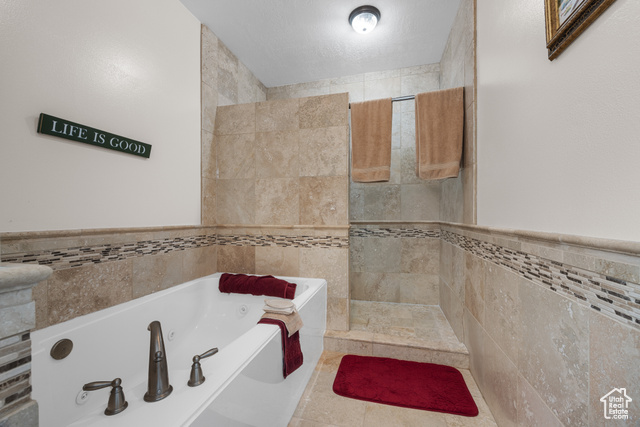 Photo 11 for MLS #2107551 at 6 N Shady Ln