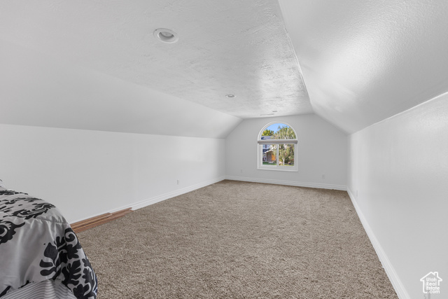 Photo 13 for MLS #2107551 at 6 N Shady Ln