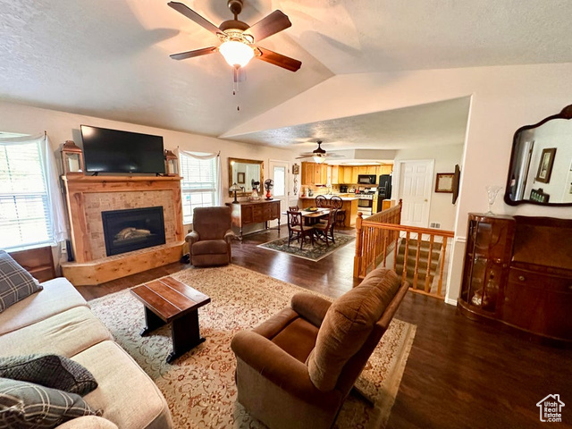 Photo 7 for MLS #2107557 at 390 N 200 West