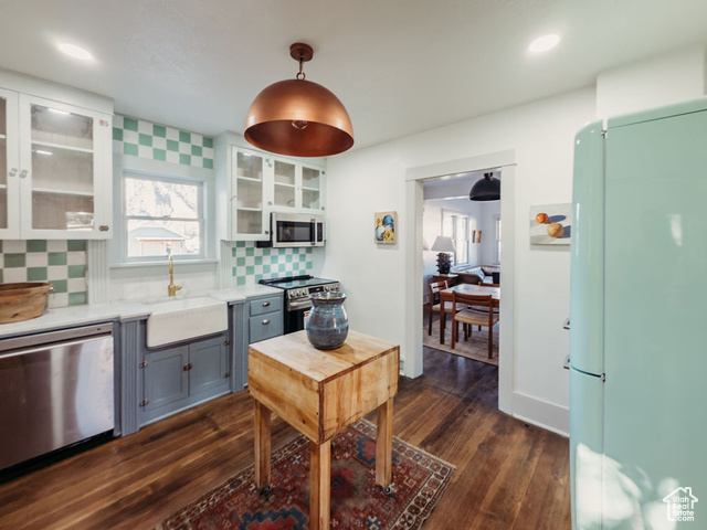 Photo 14 for MLS #2107558 at 180 Roosevelt St