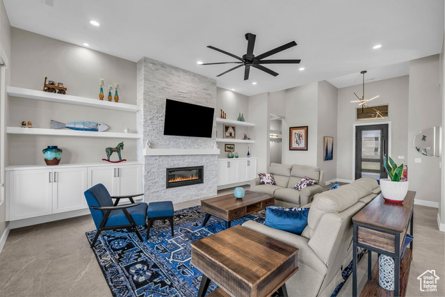 Photo 5 for MLS #2107578 at 483 W Palo Verde Way
