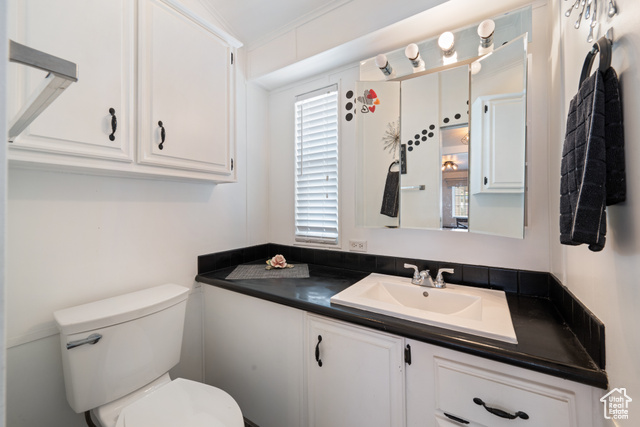 Photo 10 for MLS #2107584 at 1160 E Telegraph St #130