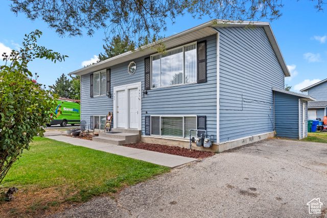 Photo 3 for MLS #2107594 at 443 W 820 North