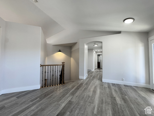 Photo 5 for MLS #2107595 at 57 Fairway Dr