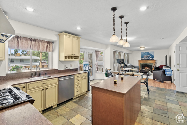 Photo 12 for MLS #2107600 at 1199 E Tiger Eye Dr
