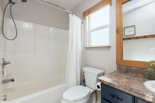 Photo 17 for MLS #2107602 at 2026 E Saddleback Dr