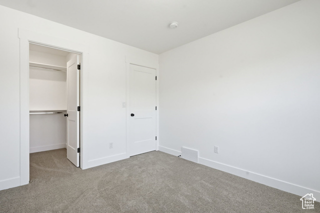 Photo 27 for MLS #2107605 at 727 S Robison Ln