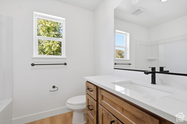 Photo 19 for MLS #2107605 at 727 S Robison Ln