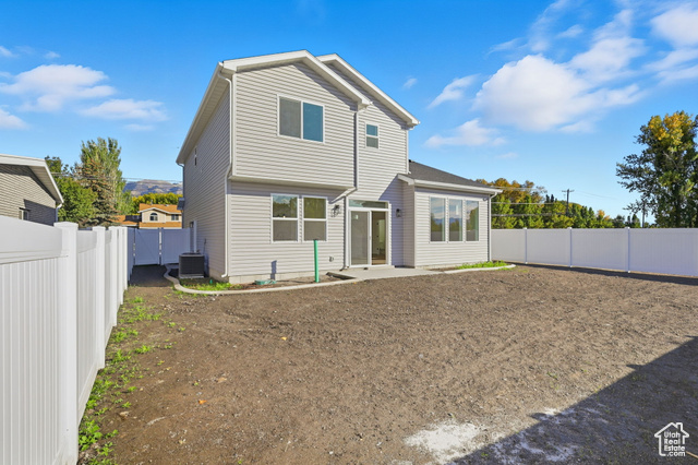 Photo 30 for MLS #2107605 at 727 S Robison Ln