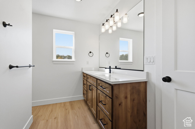 Photo 15 for MLS #2107605 at 727 S Robison Ln