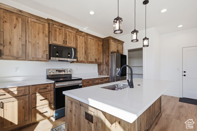 Photo 6 for MLS #2107605 at 727 S Robison Ln