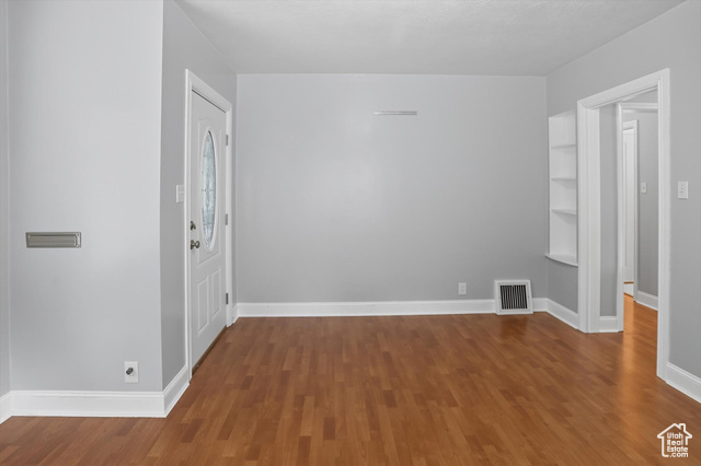 Photo 5 for MLS #2107612 at 69 Beacon Ave