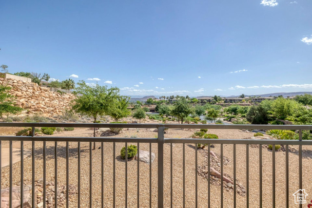 Photo 9 for MLS #2107615 at 1648 S Quartz Dr