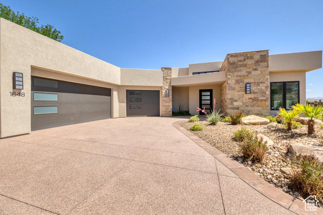 Photo 10 for MLS #2107615 at 1648 S Quartz Dr