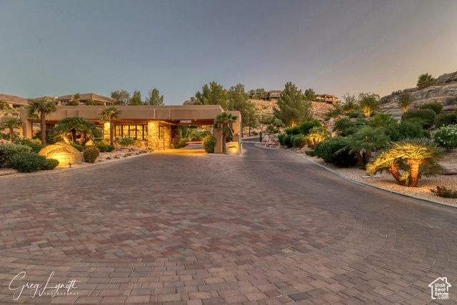 Photo 65 for MLS #2107615 at 1648 S Quartz Dr